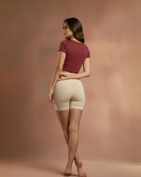 Peachy butt lift ||| High-rise band hugs and sculpts the waist for a smooth, cinched look. Back panel rounds and lifts the butt while keeping everything seamless under clothes.