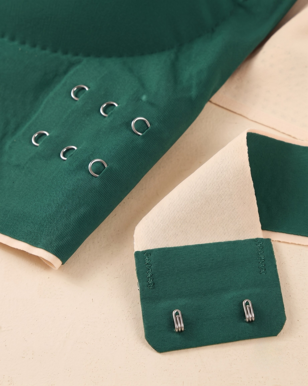 Cloud Lift Bra - Green Seamless Bust Lifting & Wireless Shaping Bra